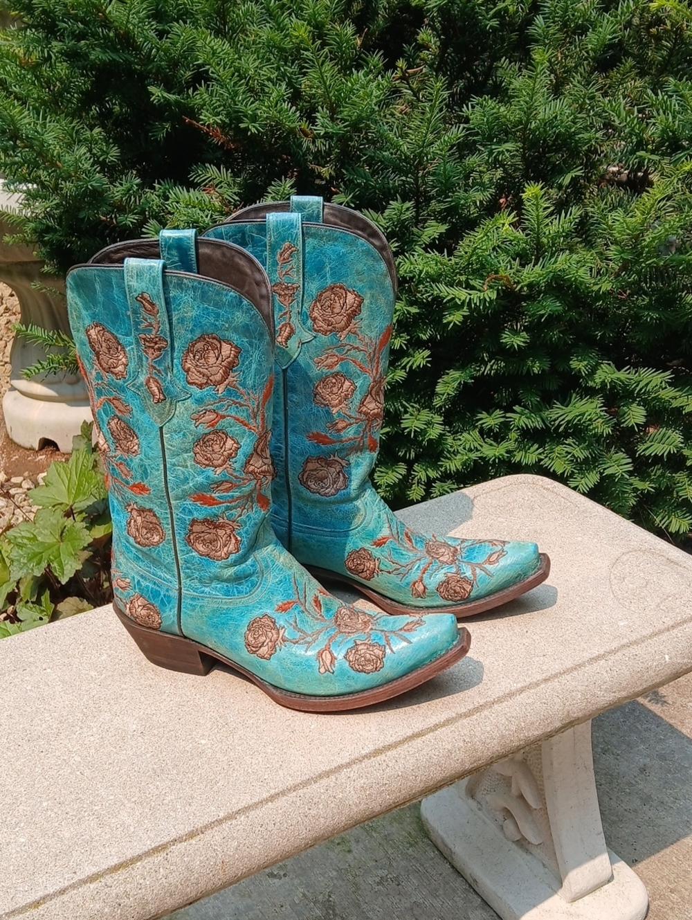 Lucchese M5646  Women's Turquoise Crater Calf Western Boots. Sz 9.5 B